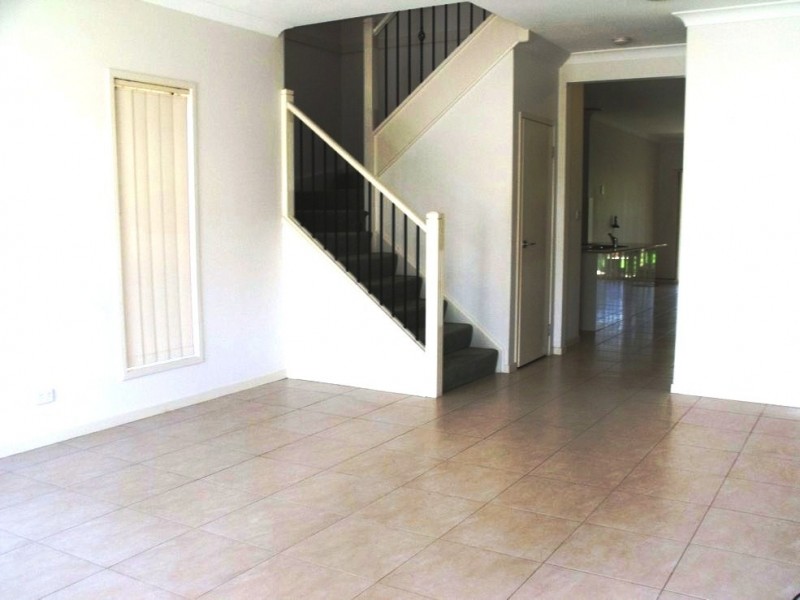 West Hoxton NSW 2171