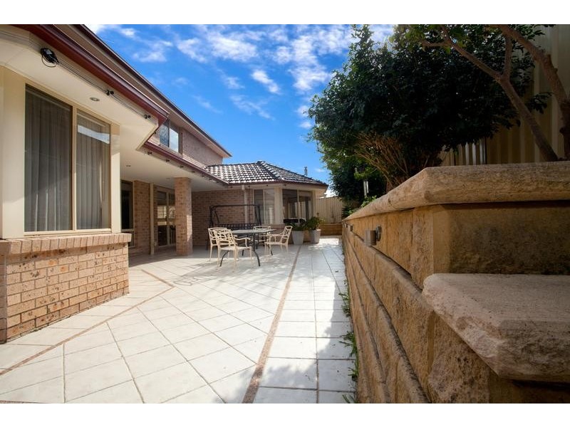 Edensor Park NSW 2176