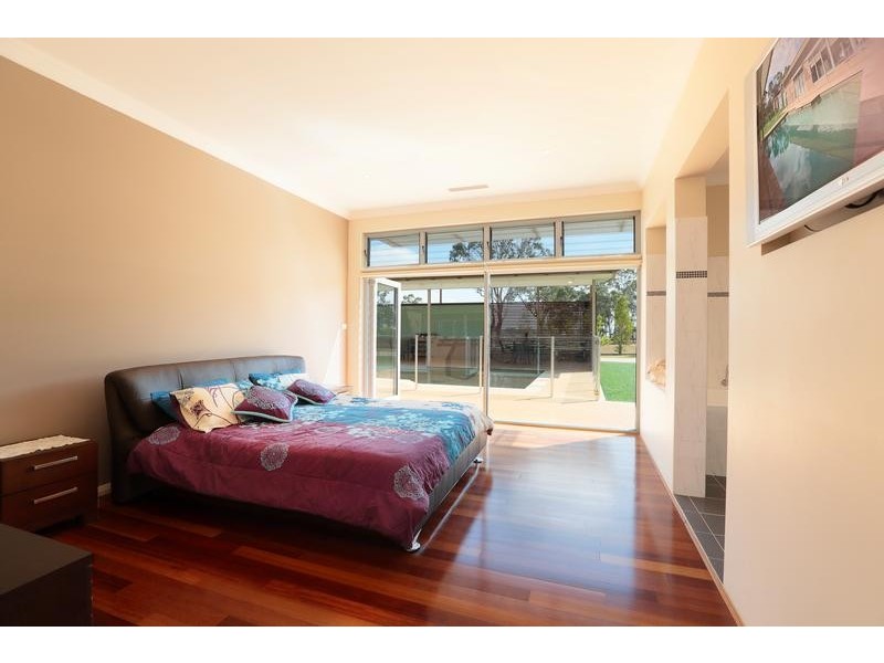 Luddenham NSW 2745