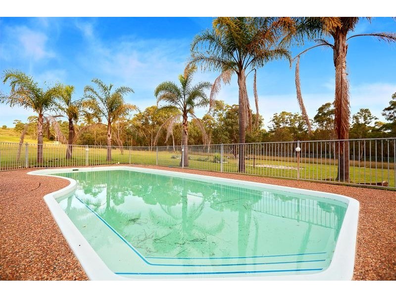 1672 The Horsley Drive, Horsley Park NSW 2175