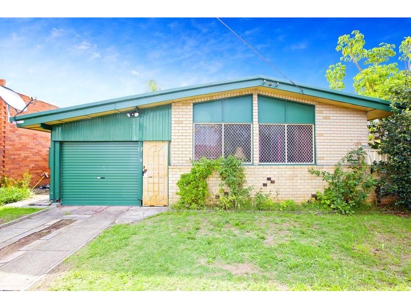 17 Ives Avenue, Liverpool NSW 2170