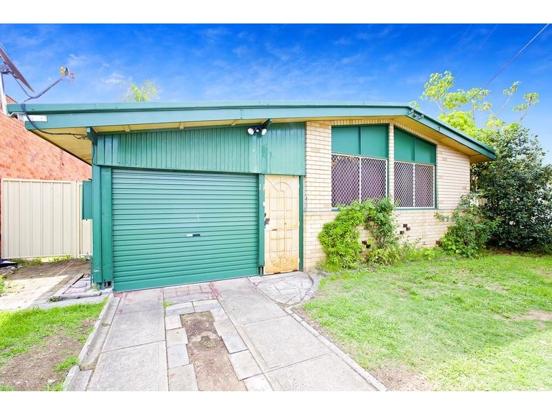 17 Ives Avenue, Liverpool NSW 2170