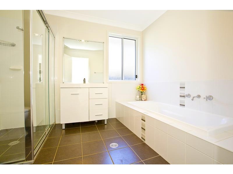 58 Bird Walton Avenue, Middleton Grange NSW 2171