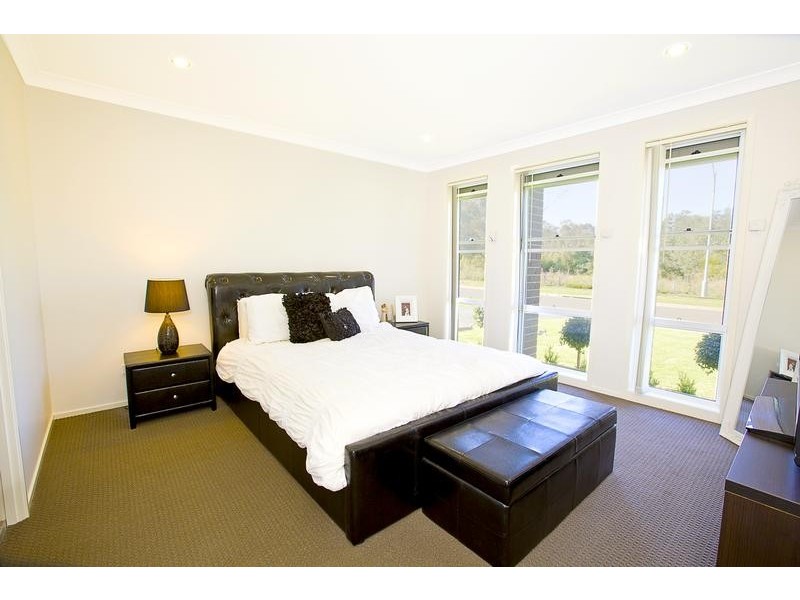 58 Bird Walton Avenue, Middleton Grange NSW 2171