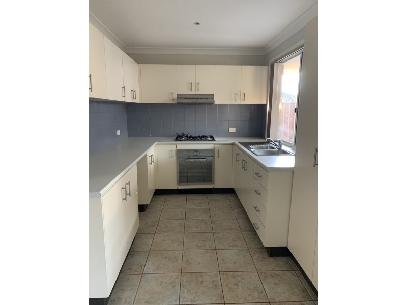 9 Henrietta Drive, Narellan Vale NSW 2567