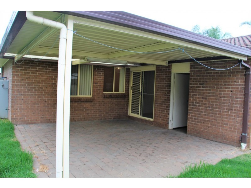 14 Henley Grove, St Clair NSW 2759