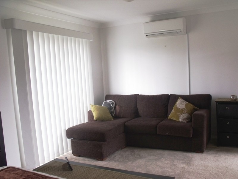 2 Hemsworth Avenue, Middleton Grange NSW 2171