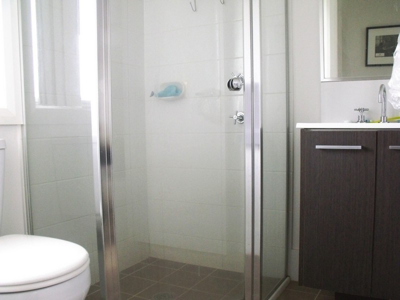 2 Hemsworth Avenue, Middleton Grange NSW 2171