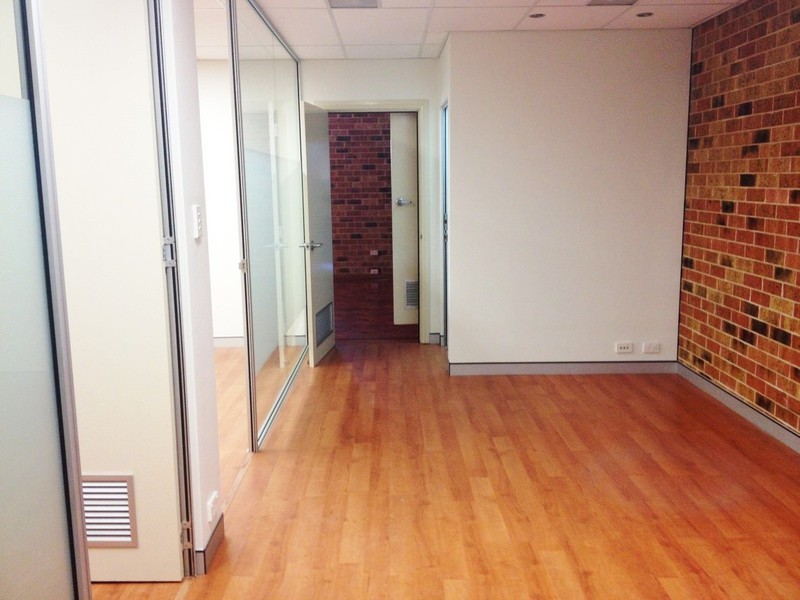 14 Tolmer Street, Bossley Park NSW 2176