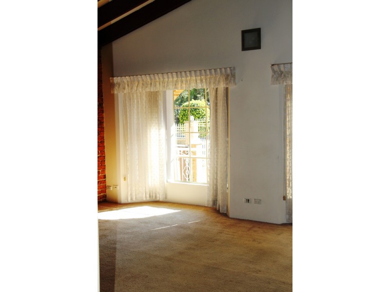 14 Tolmer Street, Bossley Park NSW 2176