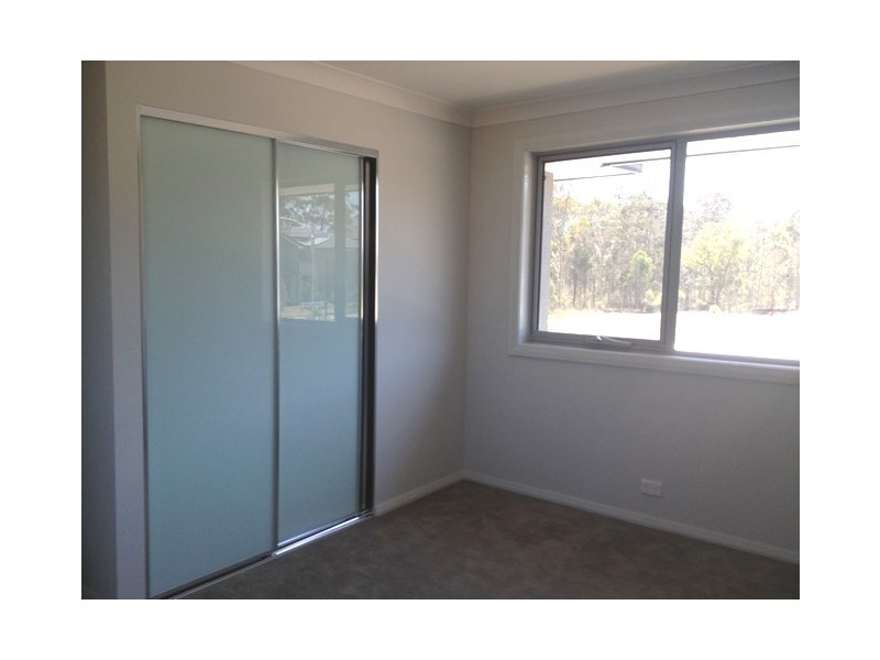 143 Robey Avenue, Middleton Grange NSW 2171