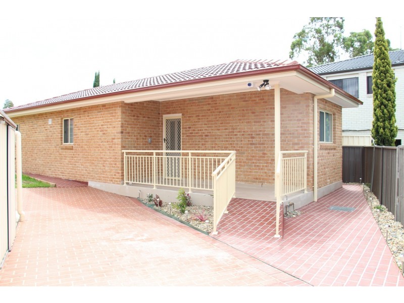 10A Bosnjak Close, Edensor Park NSW 2176