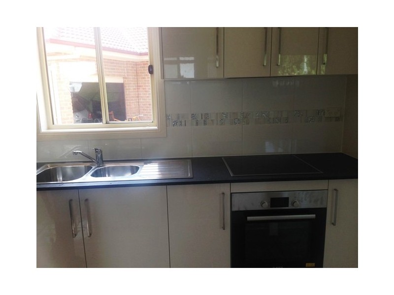 10A Bosnjak Close, Edensor Park NSW 2176