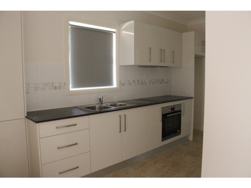 10A Bosnjak Close, Edensor Park NSW 2176