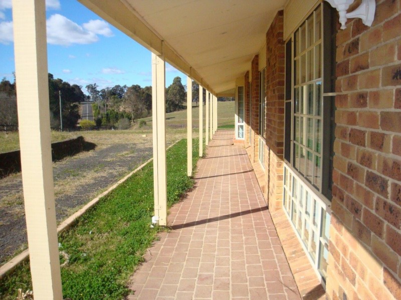 50 Wolstenholme Ave, Greendale NSW 2745