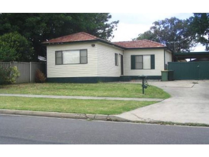 38 Charles Street, Smithfield NSW 2164