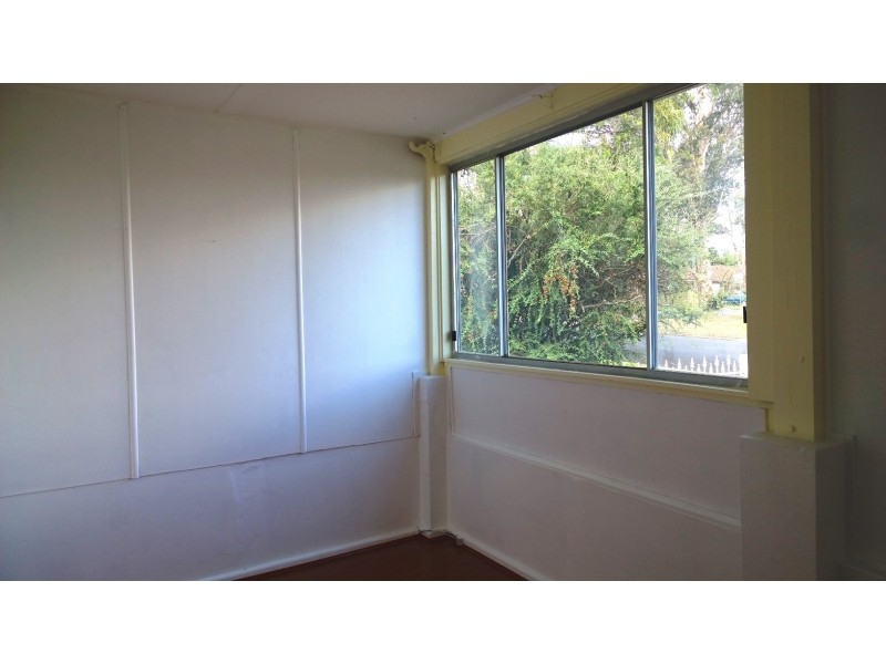 22 Trafalgar Street, Glenfield NSW 2167