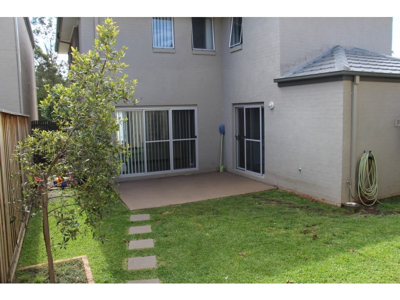 143 Robey Avenue, Middleton Grange NSW 2171