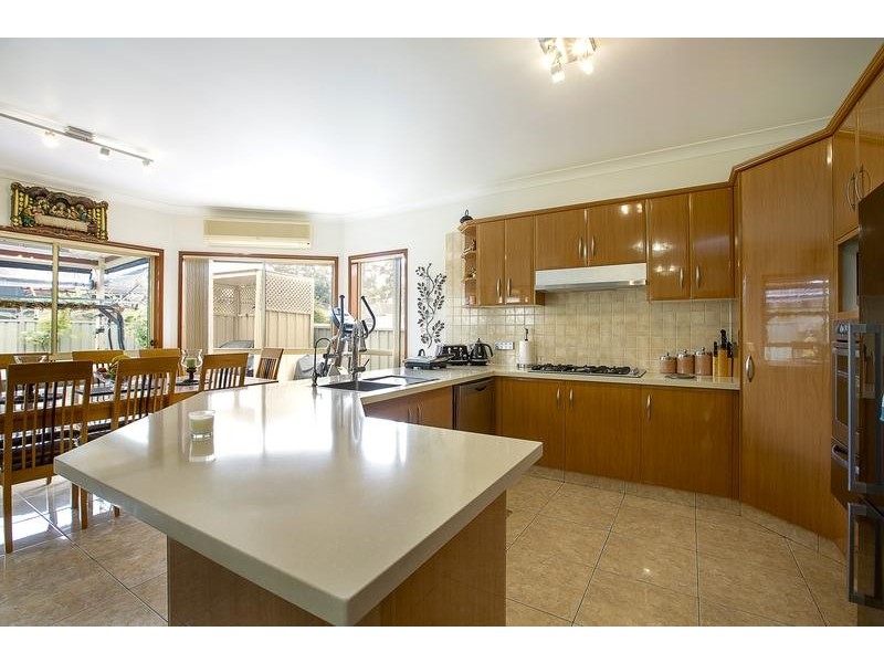 11 Kendall Street, Fairfield West NSW 2165