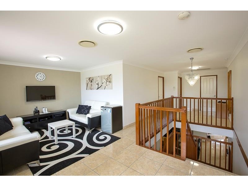 11 Kendall Street, Fairfield West NSW 2165