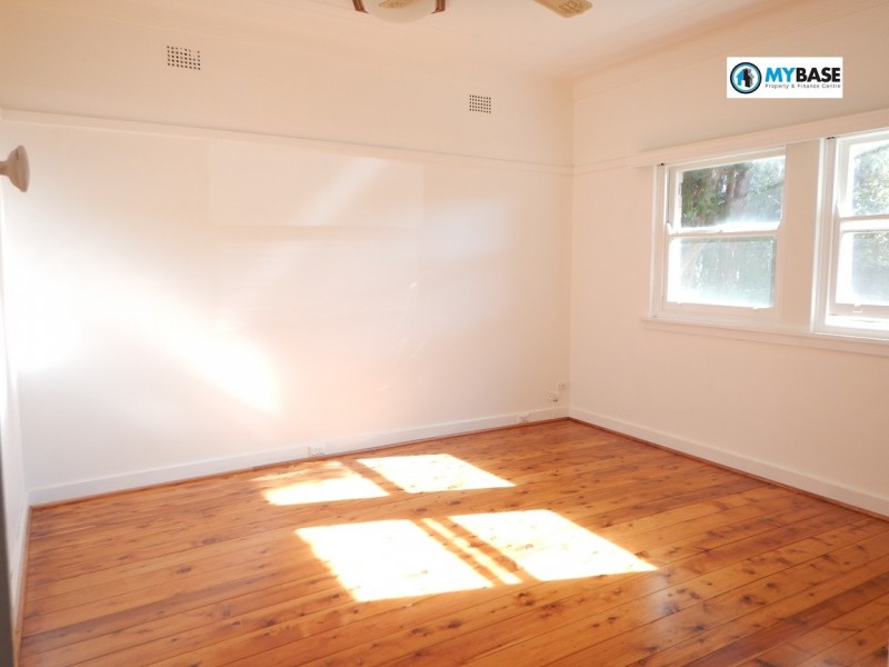 82 Railway Parade, Mortdale NSW 2223