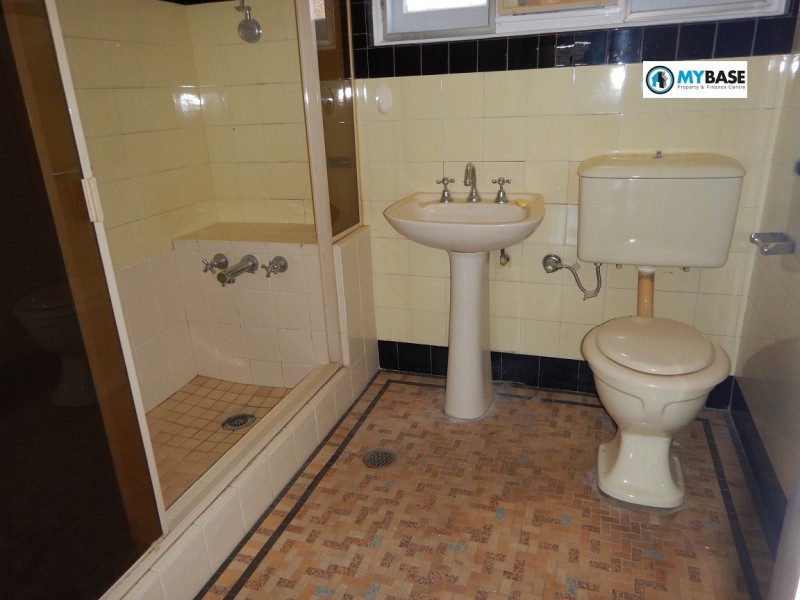 At Railway Parade, Mortdale NSW 2223