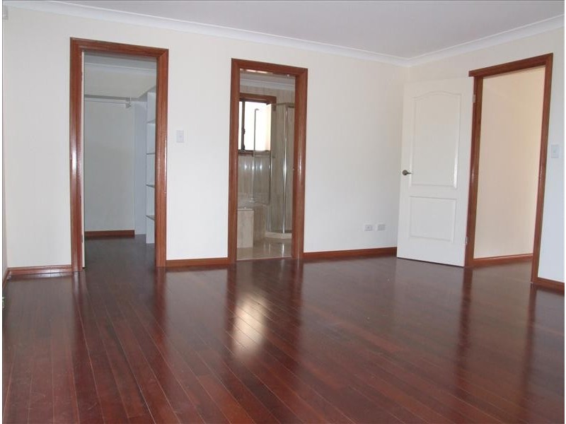 20 Kennedy Street, Picnic Point NSW 2213