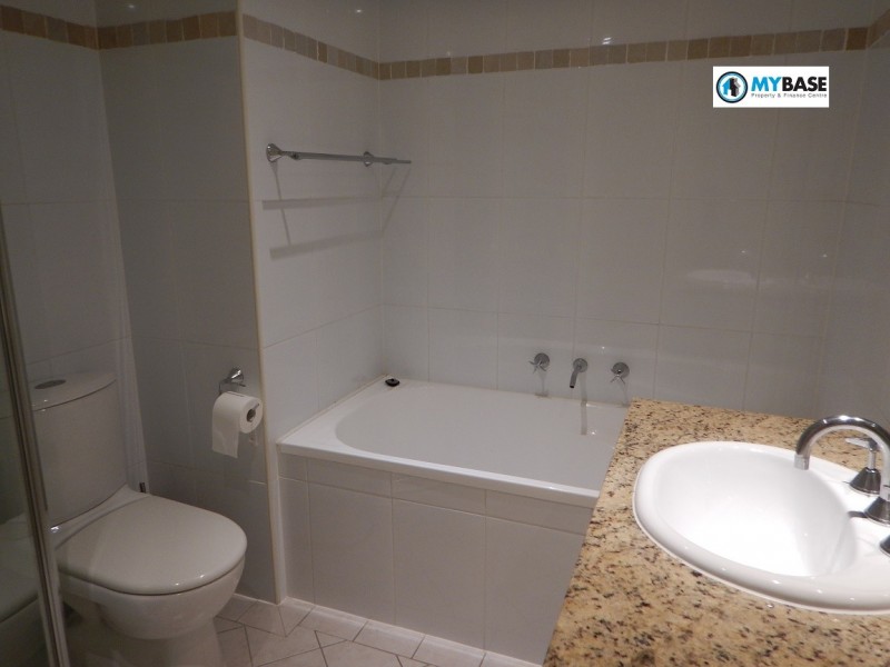 At 141 Bowden Street, Meadowbank NSW 2114