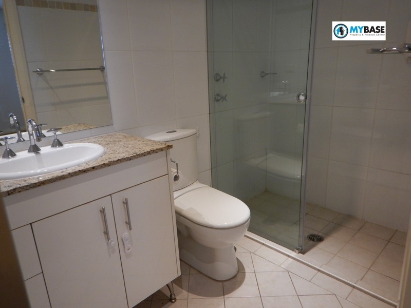 At 141 Bowden Street, Meadowbank NSW 2114