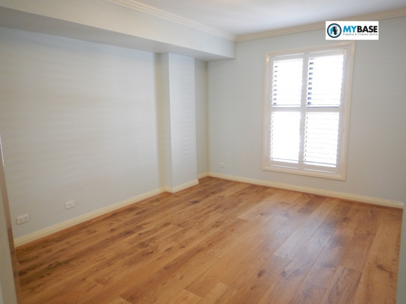 At 141 Bowden Street, Meadowbank NSW 2114