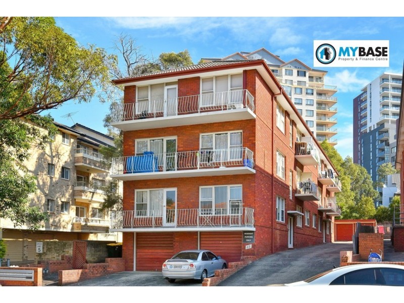 2/23 Gloucester Road, Hurstville NSW 2220