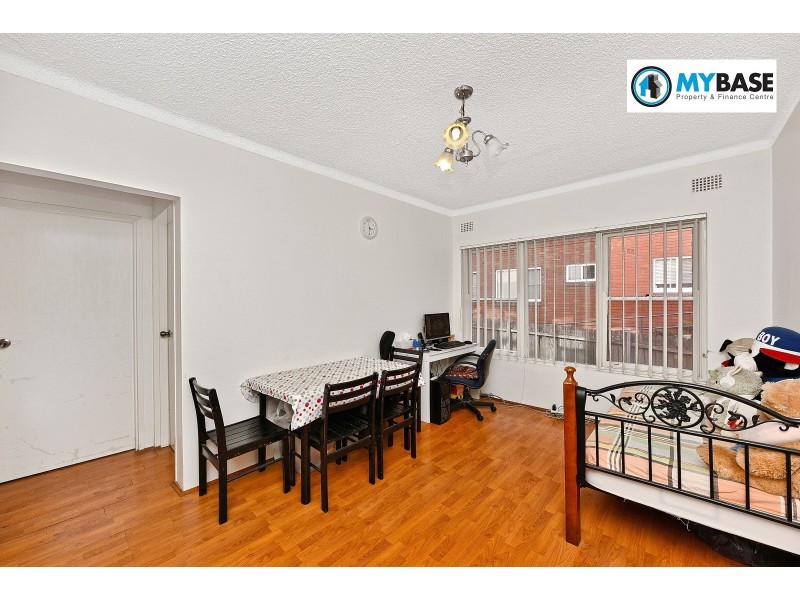 2/23 Gloucester Road, Hurstville NSW 2220