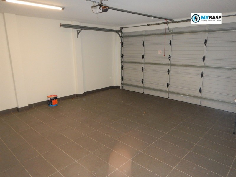 At Tavistock Road, South Hurstville NSW 2221