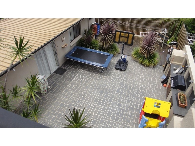 At Grantham Street, Carlton NSW 2218