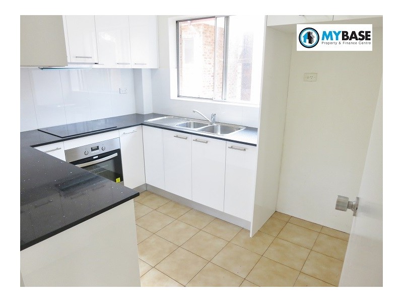 At 516 Railway Parade, Hurstville NSW 2220