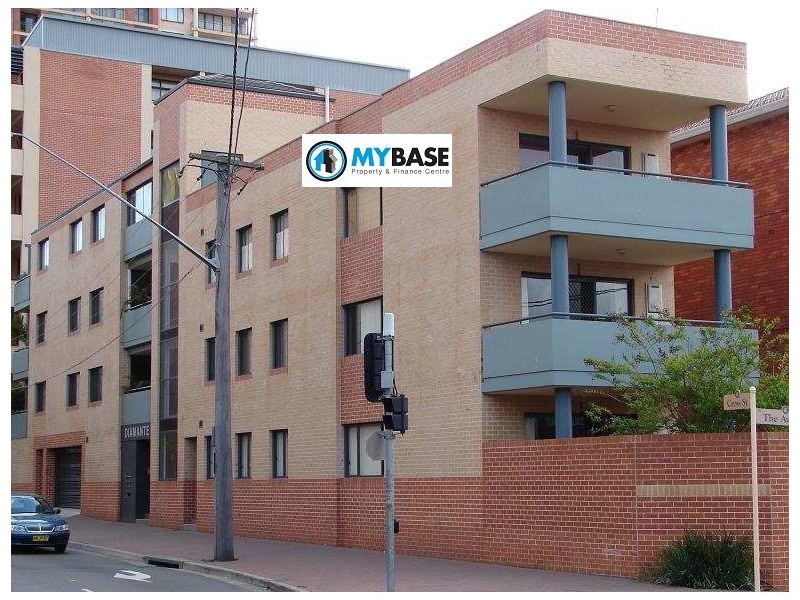 2/33 The Avenue, Hurstville NSW 2220