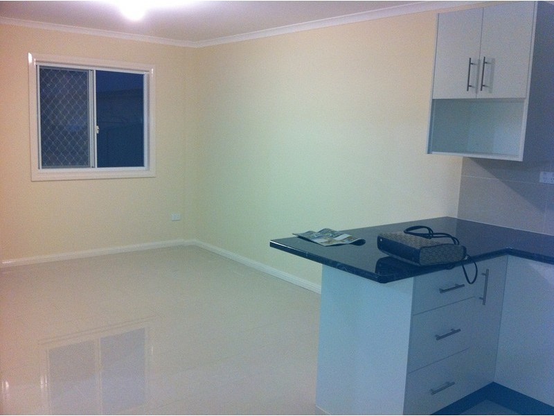 2/17 Carrington Street, Penshurst NSW 2222