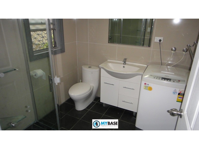 2 Lonard Avenue, Wiley Park NSW 2195