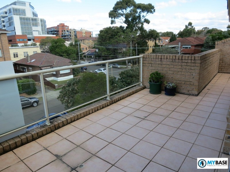 22/20-24 Dalcassia Street, Hurstville NSW 2220