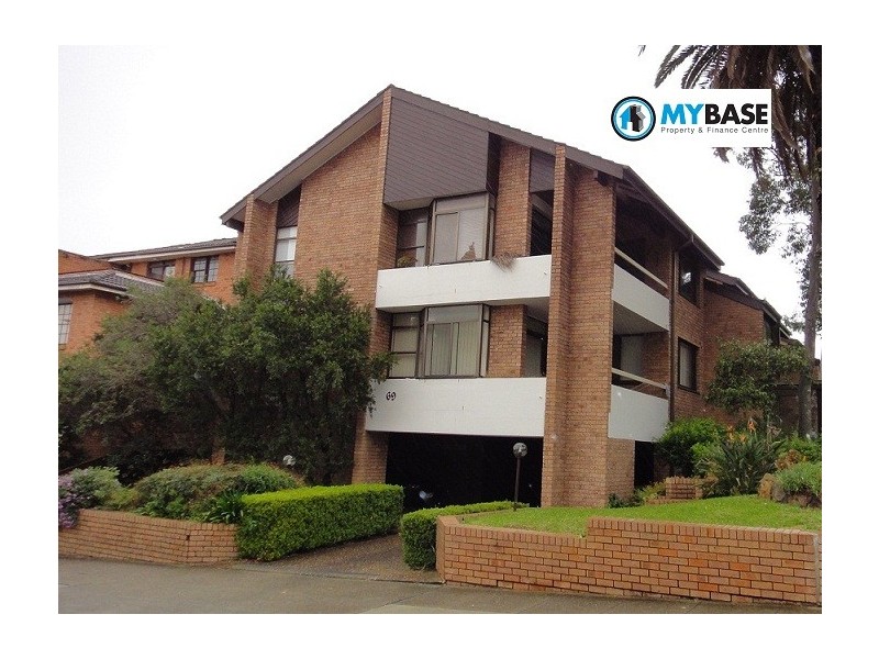 2/69 Woniora Road, Hurstville NSW 2220