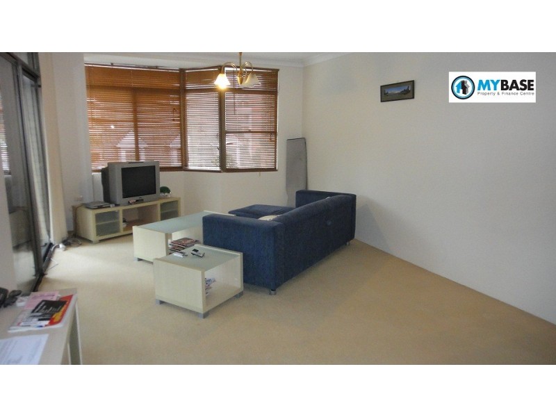 2/69 Woniora Road, Hurstville NSW 2220