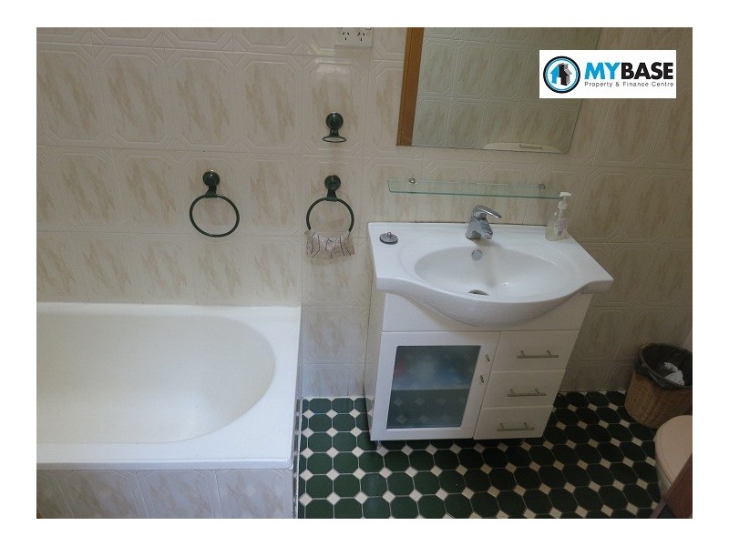 147 Laycock Road, Hurstville Grove NSW 2220