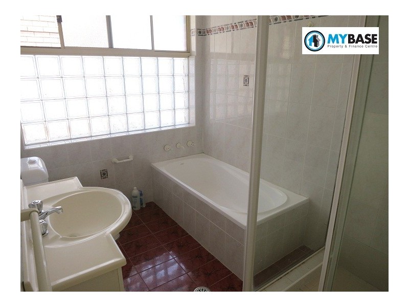 16 Hillcrest Avenue, Hurstville NSW 2220