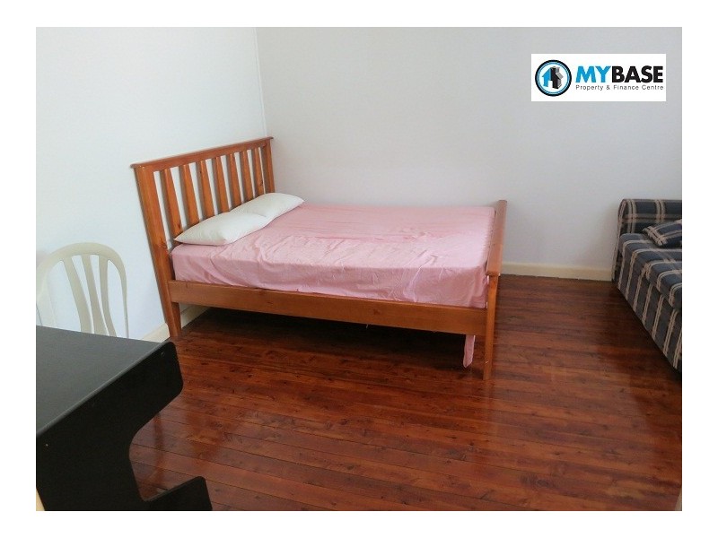 At King Georges Road, Penshurst NSW 2222