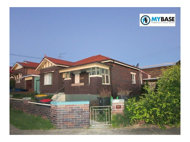 At Crosby Avenue, Hurstville NSW 2220