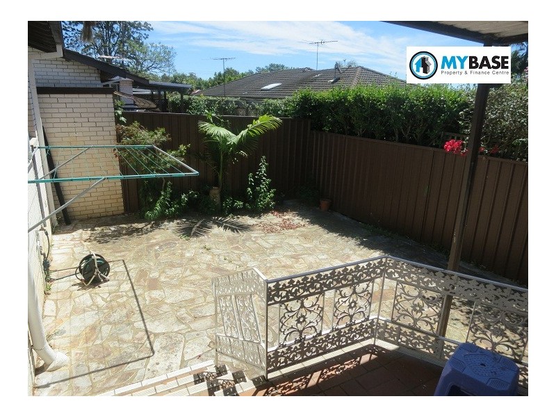 1/39 Bassett Street, Hurstville NSW 2220