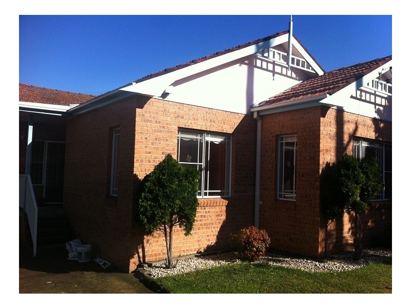 At Ellerslie Road, Bexley North NSW 2207