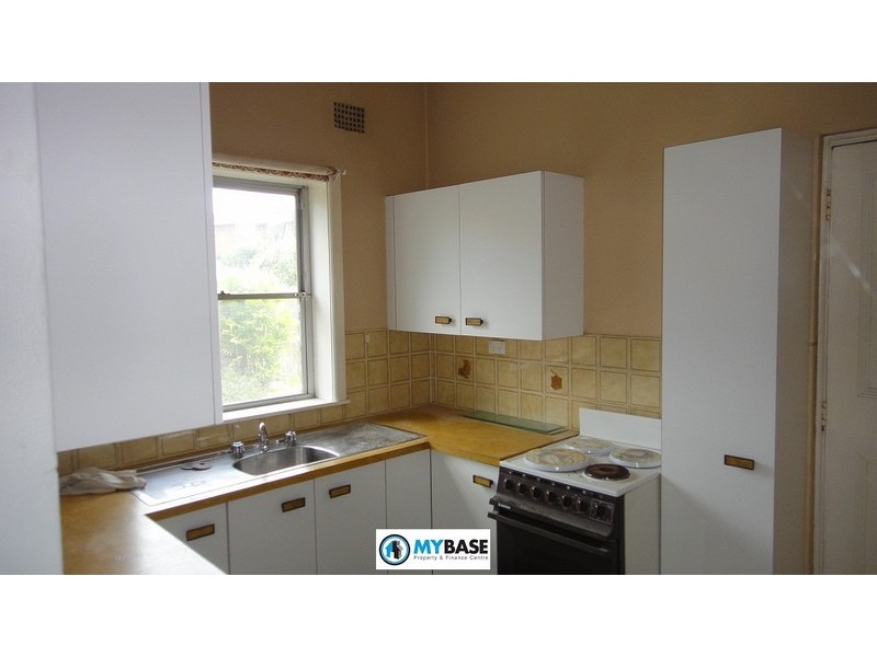 2/31 Thomas Street, Hurstville NSW 2220