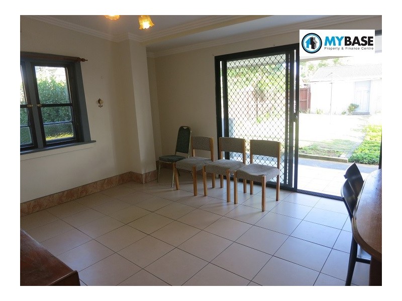 At Crosby Avenue, Hurstville NSW 2220