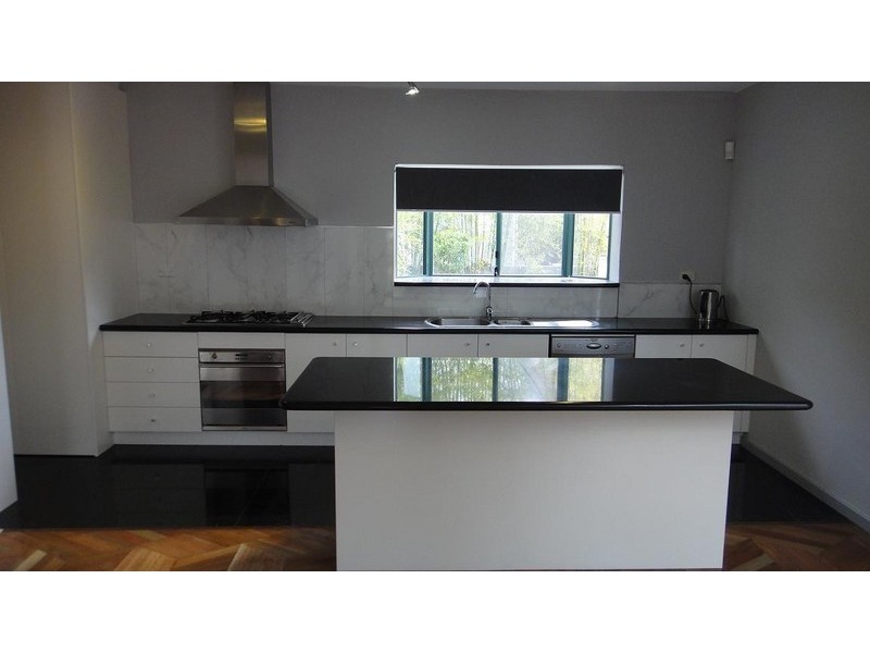 At Salisbury Street, Penshurst NSW 2222